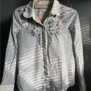 Kate Spade Floral Embroidered Button Down Shirt Small